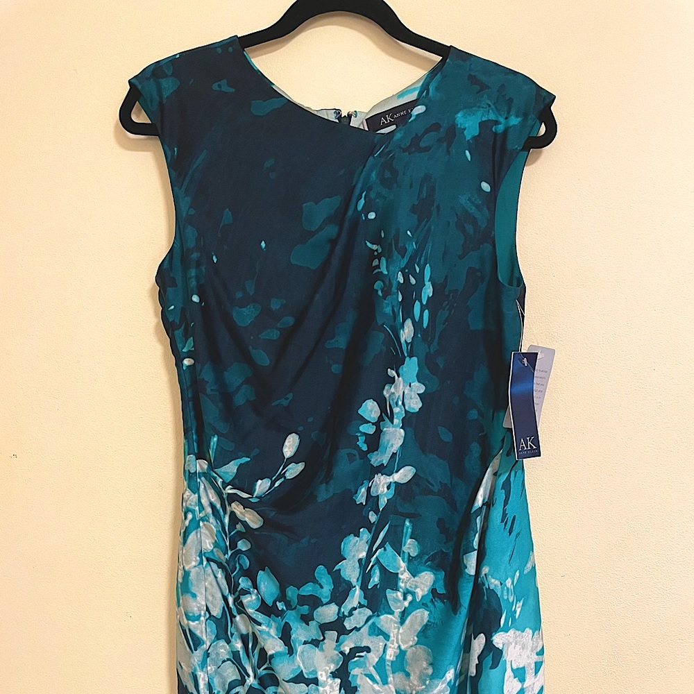 Anne Klein NWT - drape dress